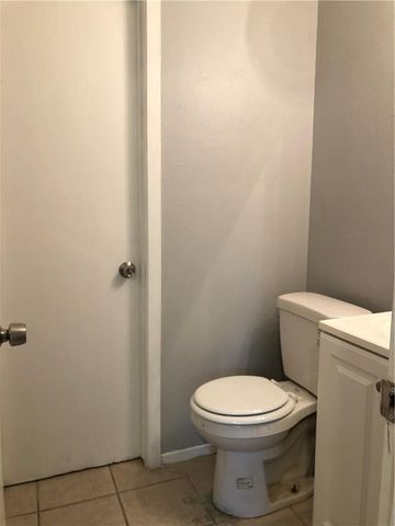 6502 S 1st ST 102, Austin, TX 78745