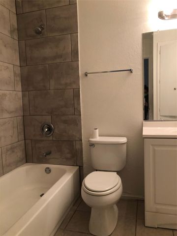 6502 S 1st ST 102, Austin, TX 78745