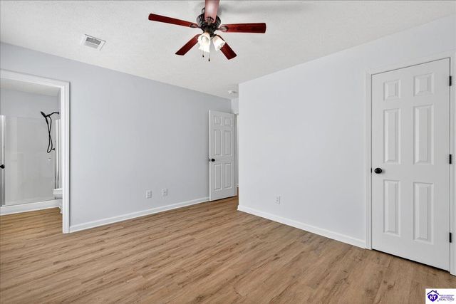 108 Derbyshire Court, Radcliff, KY 40160