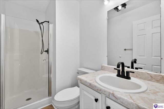 108 Derbyshire Court, Radcliff, KY 40160