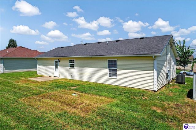 108 Derbyshire Court, Radcliff, KY 40160