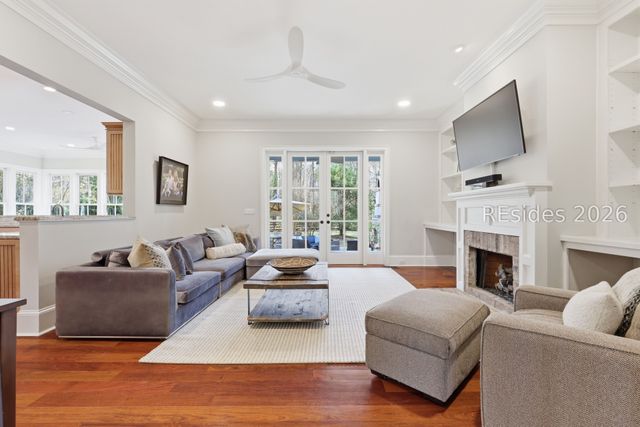 5 Sweet Grass Ln, Bluffton, SC 29910