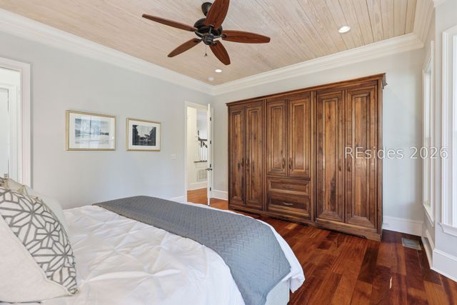 5 Sweet Grass Ln, Bluffton, SC 29910