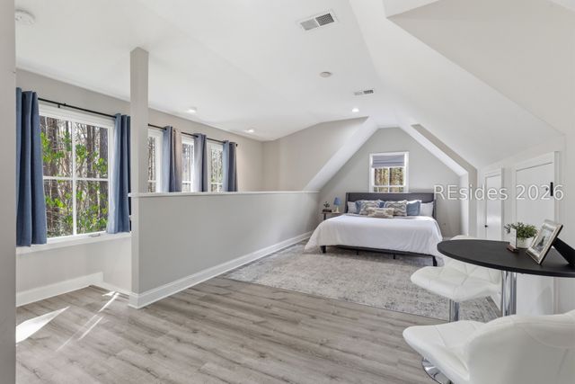 5 Sweet Grass Ln, Bluffton, SC 29910