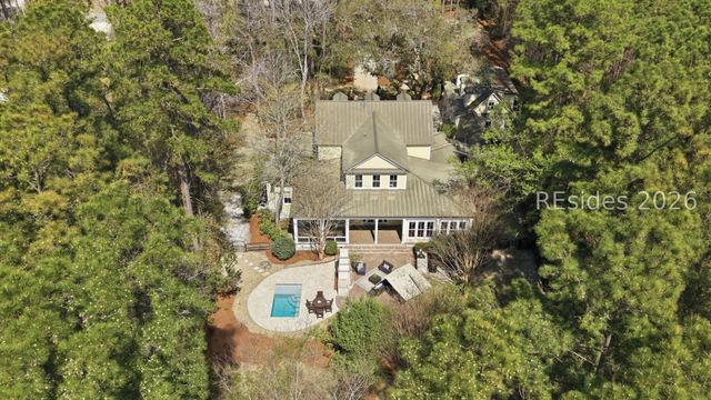 5 Sweet Grass Ln, Bluffton, SC 29910