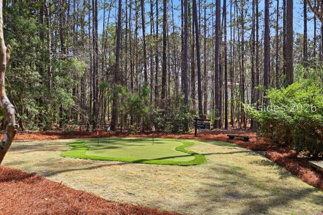 5 Sweet Grass Ln, Bluffton, SC 29910