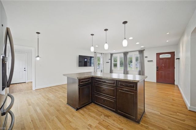 5221 Bonneydale RD, Virginia Beach, VA 23464
