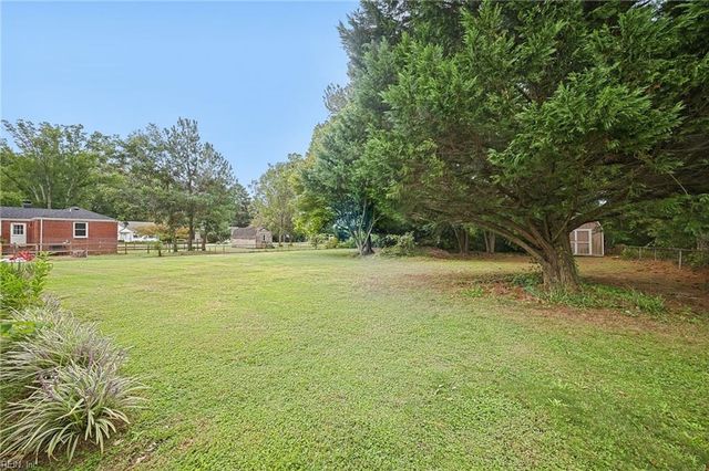 5221 Bonneydale RD, Virginia Beach, VA 23464