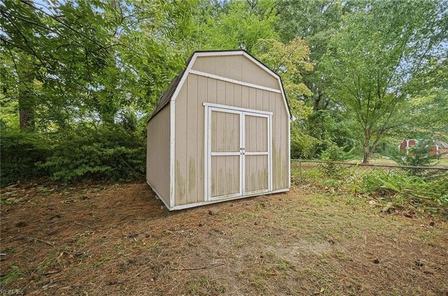 5221 Bonneydale RD, Virginia Beach, VA 23464