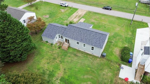 5221 Bonneydale RD, Virginia Beach, VA 23464