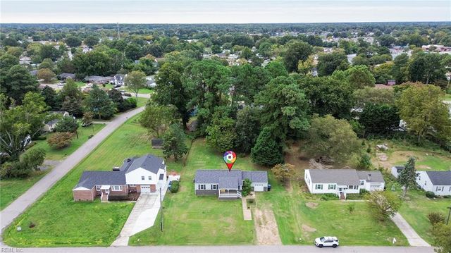5221 Bonneydale RD, Virginia Beach, VA 23464