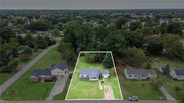 5221 Bonneydale RD, Virginia Beach, VA 23464