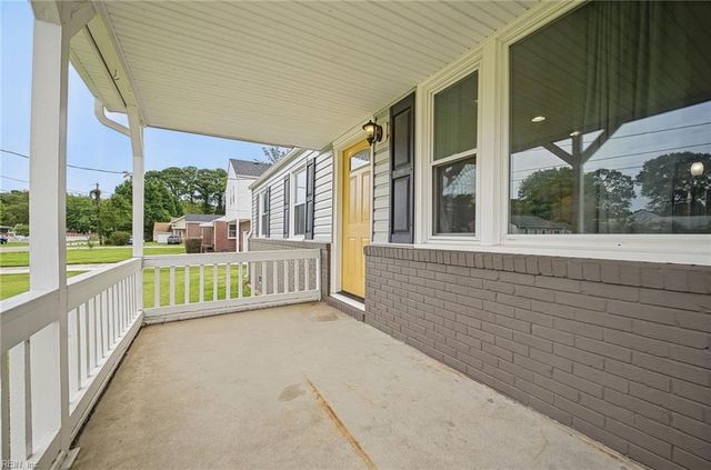 5221 Bonneydale RD, Virginia Beach, VA 23464