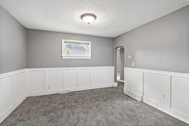 1008 Lowry Avenue N, Minneapolis, MN 55411