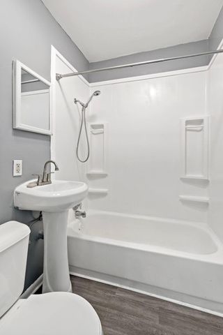 1008 Lowry Avenue N, Minneapolis, MN 55411