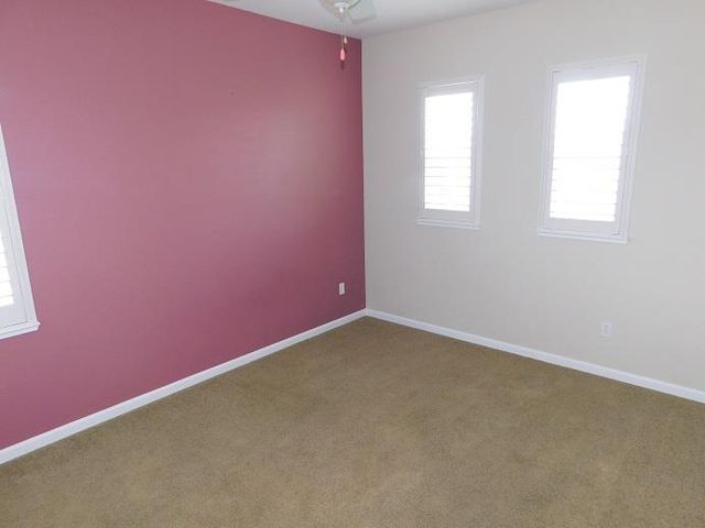 315 Merlot Dr, Oakdale, CA 95361