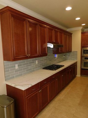 315 Merlot Dr, Oakdale, CA 95361