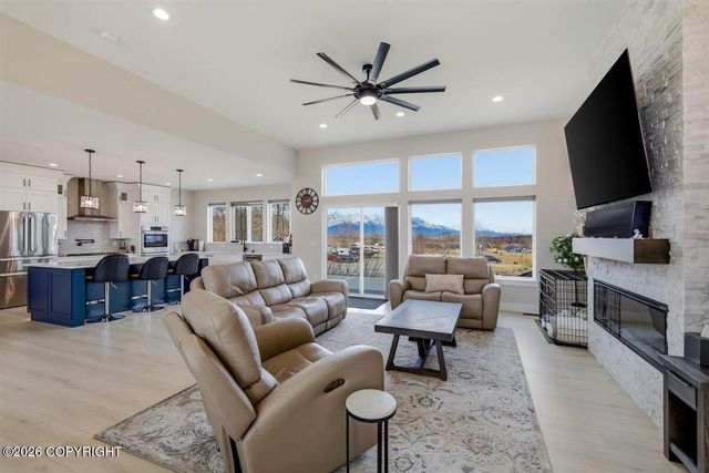 2001 S Sanctuary Drive, Palmer, AK 99654
