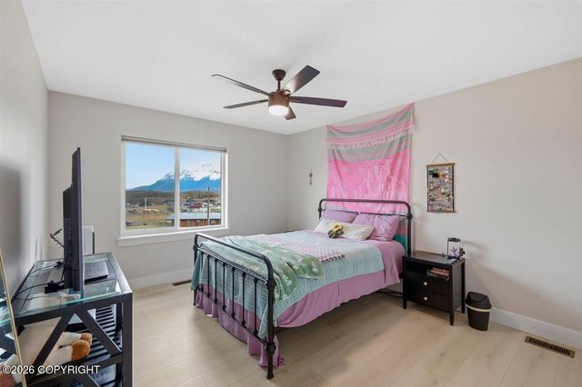 2001 S Sanctuary Drive, Palmer, AK 99654