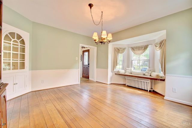 6215 Grand Vista Avenue, Cincinnati, OH 45213