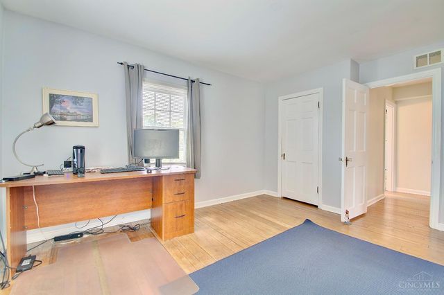 6215 Grand Vista Avenue, Cincinnati, OH 45213