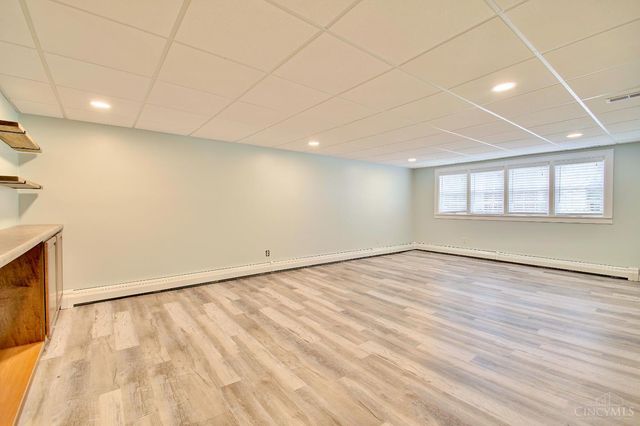 6215 Grand Vista Avenue, Cincinnati, OH 45213
