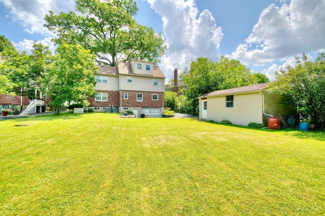 6215 Grand Vista Avenue, Cincinnati, OH 45213