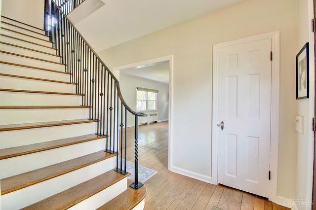 6215 Grand Vista Avenue, Cincinnati, OH 45213