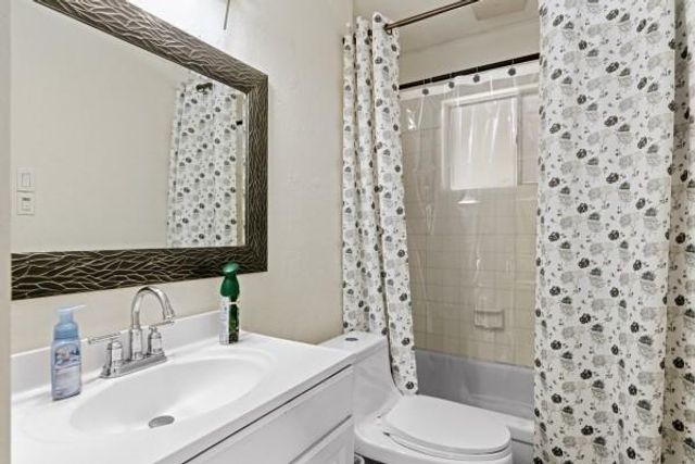 9702 Tiltree Street, Houston, TX 77075