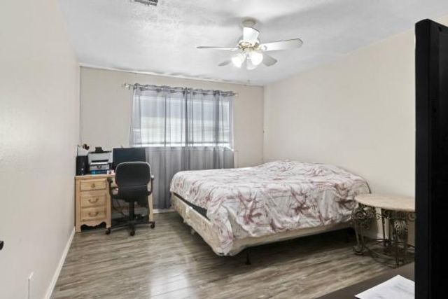 9702 Tiltree Street, Houston, TX 77075