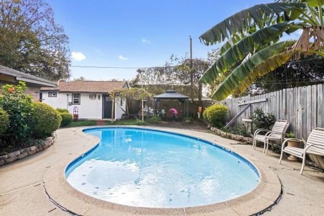 9702 Tiltree Street, Houston, TX 77075