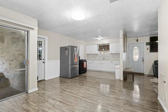 9702 Tiltree Street, Houston, TX 77075