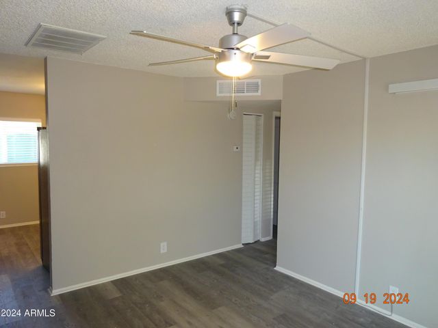 341 E Vogel Avenue Apt 2, Phoenix, AZ 85020