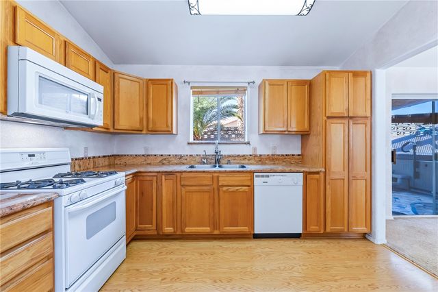 2423 E Palo Verde Drive, Mohave Valley, AZ 86440