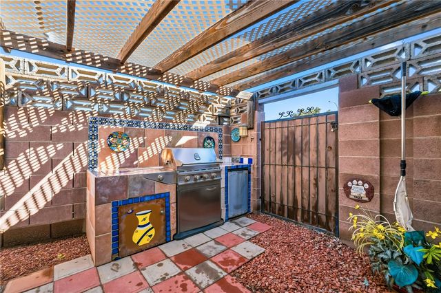 2423 E Palo Verde Drive, Mohave Valley, AZ 86440