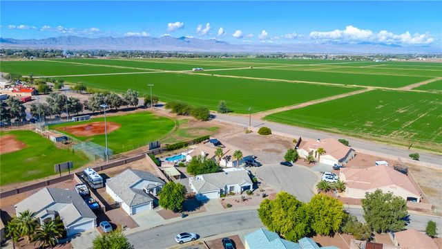 2423 E Palo Verde Drive, Mohave Valley, AZ 86440