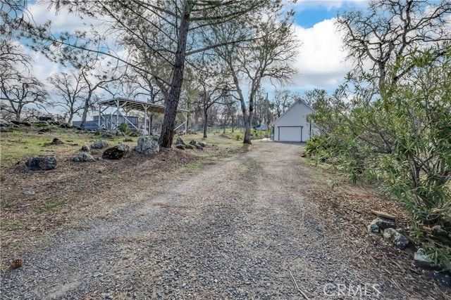 211 Sunny Hills Road, Bangor, CA 95901