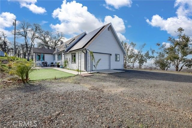 211 Sunny Hills Road, Bangor, CA 95901