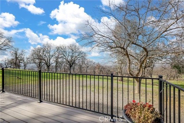 211 Sunny Hills Road, Bangor, CA 95901