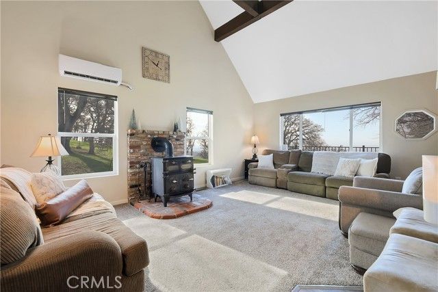 211 Sunny Hills Road, Bangor, CA 95901