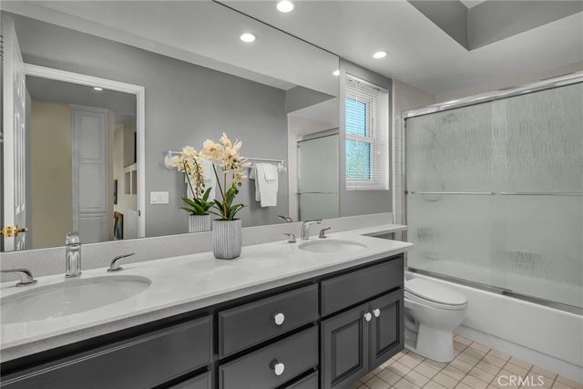 7156 Castle Peak, West Hills, CA 91307