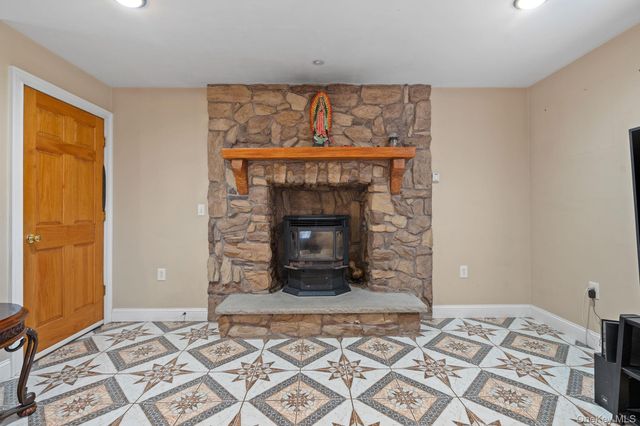 37 Northern Avenue, Walden, NY 12586