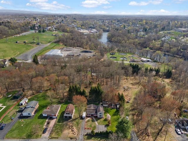 37 Northern Avenue, Walden, NY 12586