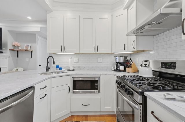 19 Eliot St 2, Natick, MA 01760