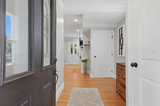 19 Eliot St 2, Natick, MA 01760