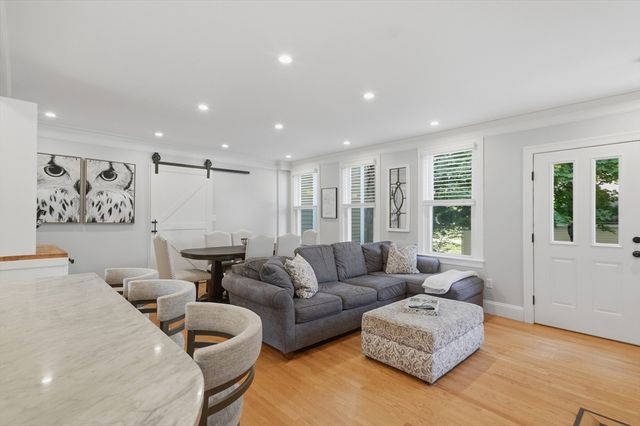 19 Eliot St 2, Natick, MA 01760