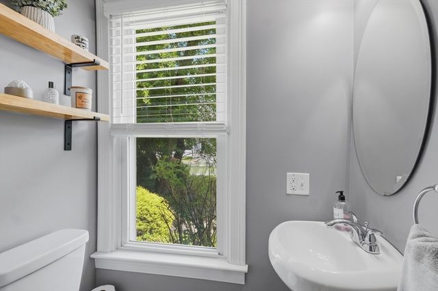 19 Eliot St 2, Natick, MA 01760