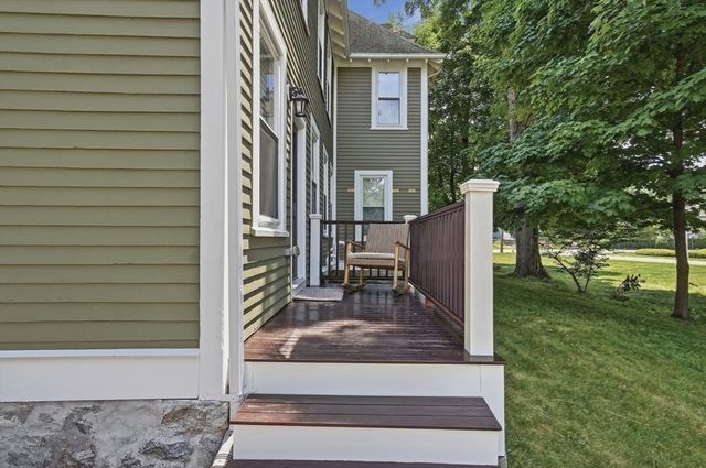 19 Eliot St 2, Natick, MA 01760