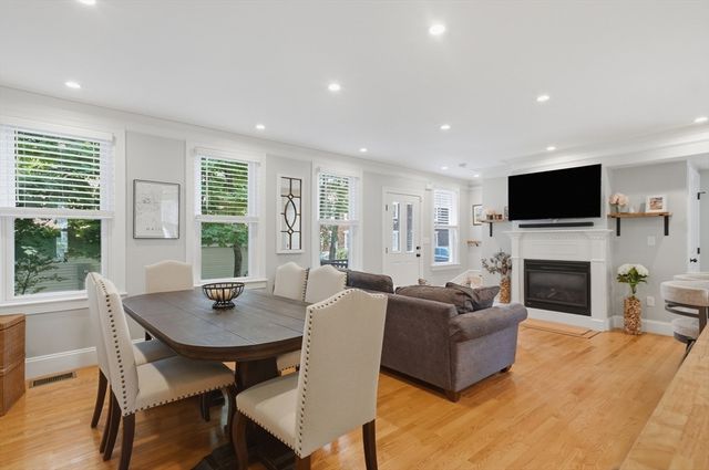 19 Eliot St 2, Natick, MA 01760
