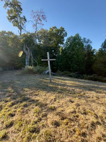 2210 Old Prospect Rd, Woodbury, TN 37190